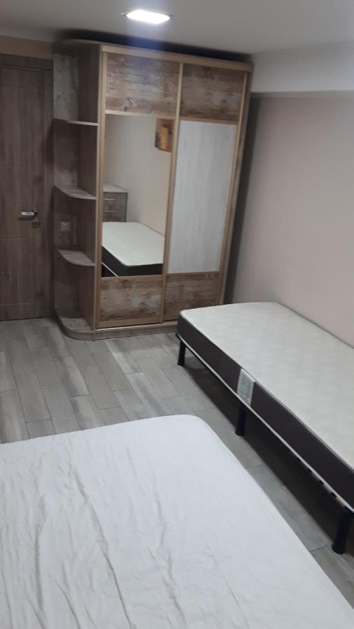 Окремі Номери В Гостьовому Будинку Типу Guest House Kropyvnytskyj Exteriör bild