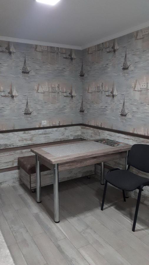Окремі Номери В Гостьовому Будинку Типу Guest House Kropyvnytskyj Exteriör bild