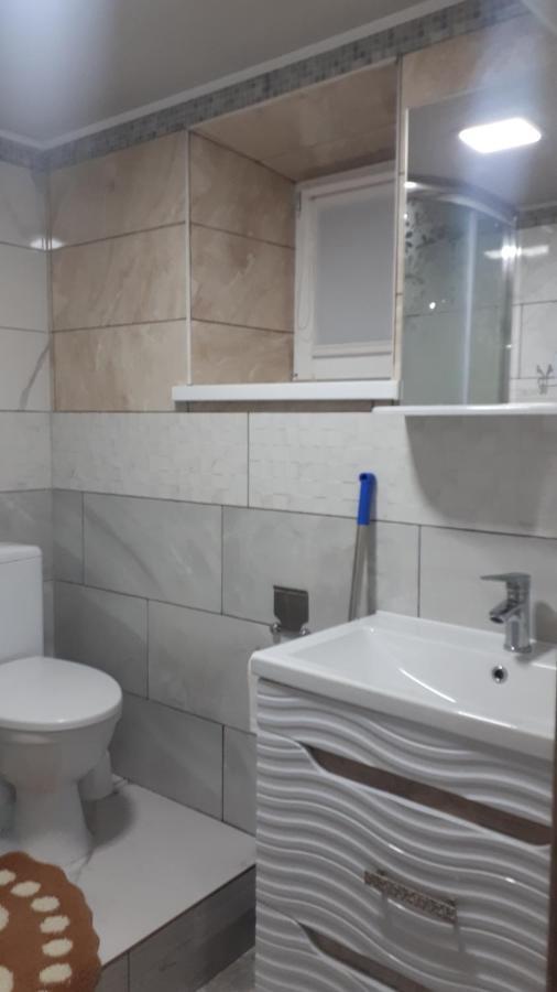 Окремі Номери В Гостьовому Будинку Типу Guest House Kropyvnytskyj Exteriör bild
